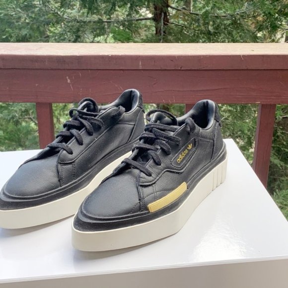 adidas Shoes - Modern Adidas Hypersleek Pointed Toe Sneakers!
